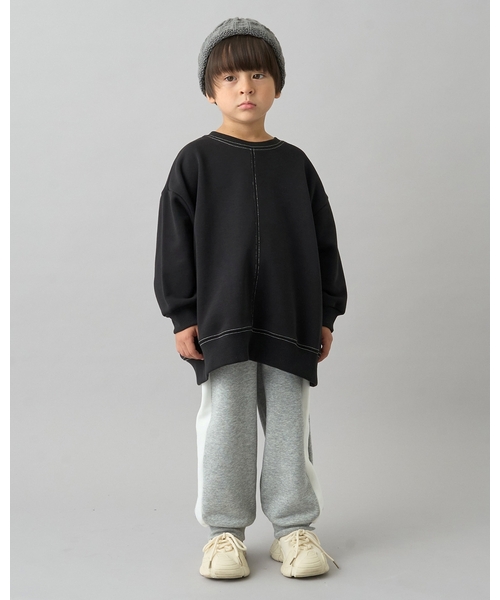 b・ROOM（ビールーム）の「【デイリースタンダードウェアシリーズ】【吸水速乾】ぷくっとオーバーサイズの配色ステッチスウェット（スウェット・キッズ・オフホワイト/トップグレー/パープル/ダークブラウン/ブラック/ブルーグレー/ライトピンク・150cm/130cm/100cm/140cm/120cm/110cm）」の9枚目の写真