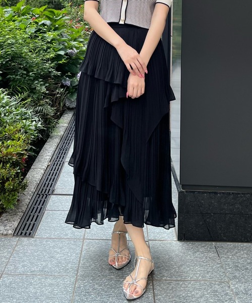 AND COUTURE(アンドクチュール)の「ティアードプリーツスカート(スカート・レディース・グリーン/アイボリー/ブラック・FREE)」の17枚目の写真