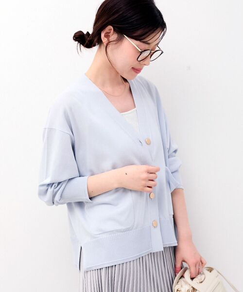 le.coeur blanc（ルクールブラン）の「ウォッシャブル刺繍Vネックカーデ（カーディガン/ボレロ・レディース・イエロー/ホワイト系その他/サックスブルー/ネイビー・38）」の14枚目の写真