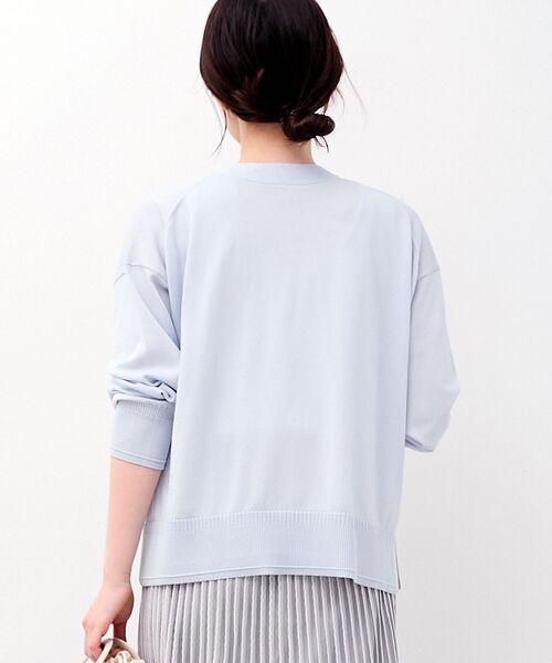 le.coeur blanc（ルクールブラン）の「ウォッシャブル刺繍Vネックカーデ（カーディガン/ボレロ・レディース・イエロー/ホワイト系その他/サックスブルー/ネイビー・38）」の16枚目の写真