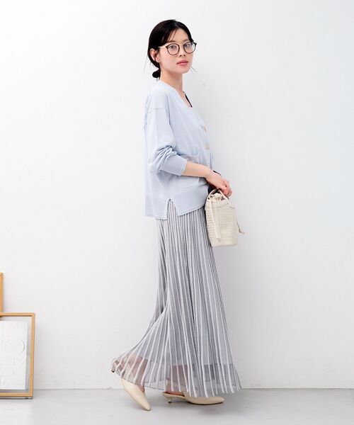 le.coeur blanc（ルクールブラン）の「ウォッシャブル刺繍Vネックカーデ（カーディガン/ボレロ・レディース・イエロー/ホワイト系その他/サックスブルー/ネイビー・38）」の20枚目の写真