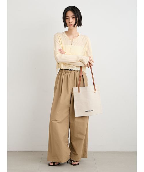 MIESROHE(ミースロエ)の「ロゴ刺繍トートバッグ(トートバッグ・レディース・アイボリー/ブラック/キャメル/レッド・F)」の10枚目の写真
