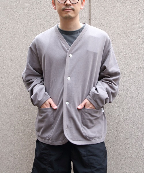 ORCIVAL(オーシバル)の「ORCIVAL/オーシバル Vネックカーディガン VNECK CARDIGAN OR-C0523 PEY(カーディガン/ボレロ・メンズ・ブラック/ライトグレー/グレー・4/5)」の1枚目の写真