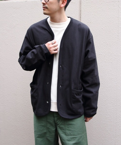 ORCIVAL(オーシバル)の「ORCIVAL/オーシバル Vネックカーディガン VNECK CARDIGAN OR-C0523 PEY(カーディガン/ボレロ・メンズ・ブラック/ライトグレー/グレー・4/5)」の2枚目の写真