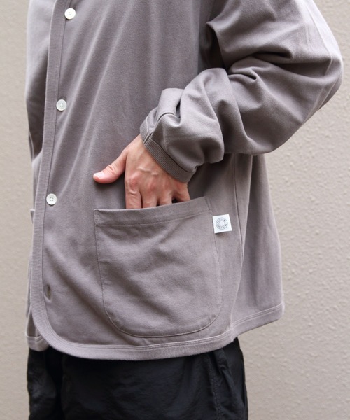 ORCIVAL(オーシバル)の「ORCIVAL/オーシバル Vネックカーディガン VNECK CARDIGAN OR-C0523 PEY(カーディガン/ボレロ・メンズ・ブラック/ライトグレー/グレー・4/5)」の5枚目の写真