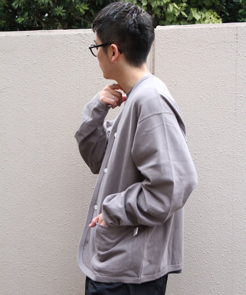 ORCIVAL(オーシバル)の「ORCIVAL/オーシバル Vネックカーディガン VNECK CARDIGAN OR-C0523 PEY(カーディガン/ボレロ・メンズ・ブラック/ライトグレー/グレー・4/5)」の6枚目の写真