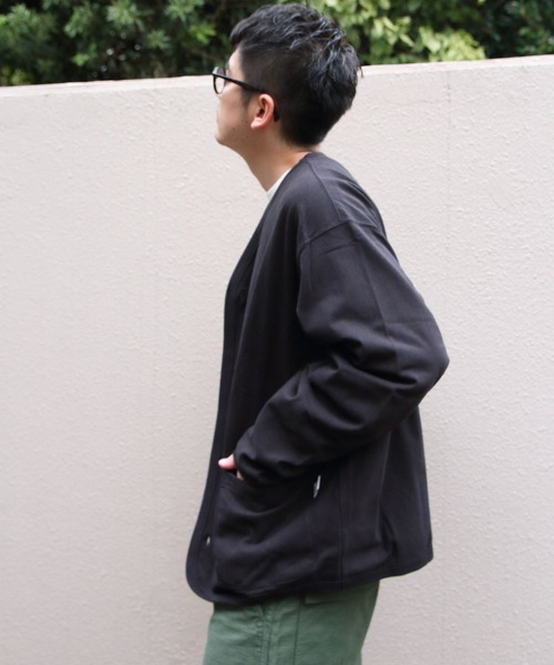 ORCIVAL(オーシバル)の「ORCIVAL/オーシバル Vネックカーディガン VNECK CARDIGAN OR-C0523 PEY(カーディガン/ボレロ・メンズ・ブラック/ライトグレー/グレー・4/5)」の13枚目の写真