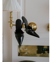 Darich（ダーリッチ）の「ナロークロスベルトミュール（パンプス）」