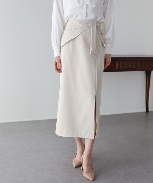 BLUEEAST(ブルーイースト)の「ウエストリボンタイトスカート(スカート・レディース・チャコールグレー/ブラック/アイボリー・MEDIUM/SMALL)」の1枚目の写真