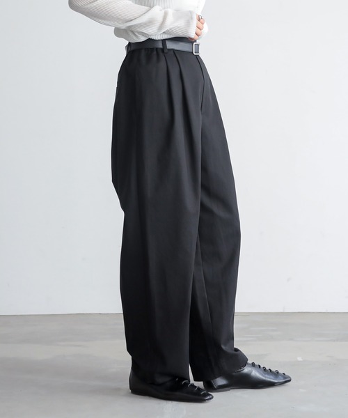 for/c（フォーシー）の「[低身長/高身長向けサイズ有]なめらかツイルカーブパンツ【サスティナブル】（スラックス・レディース・ブラック/ライトベージュ・M/PM/TM/LL/L）」の5枚目の写真