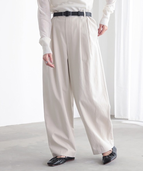 for/c（フォーシー）の「[低身長/高身長向けサイズ有]なめらかツイルカーブパンツ【サスティナブル】（スラックス・レディース・ブラック/ライトベージュ・M/PM/TM/LL/L）」の20枚目の写真