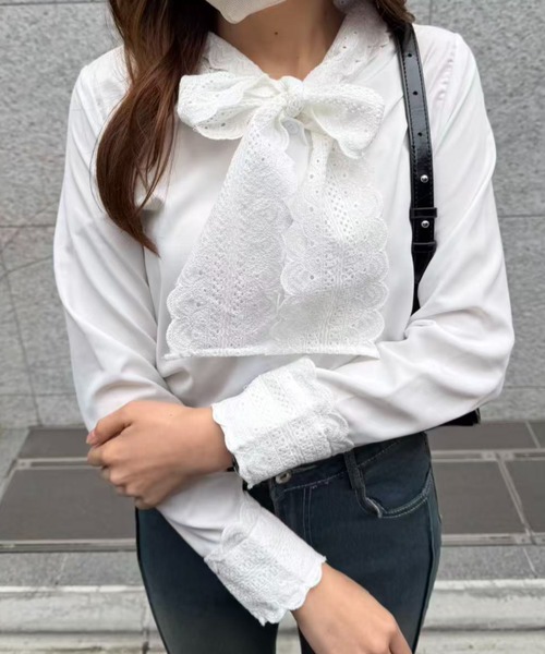 mebole(メボレ)の「レースボウタイブラウス(シャツ/ブラウス・レディース・ホワイト・FREE)」の2枚目の写真