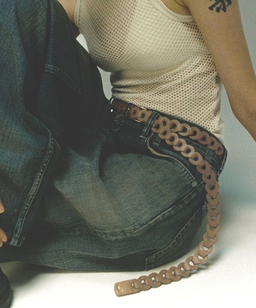 LIDNM（リドム）の「Llife LEATHER CHAIN BELT（ベルト・メンズ・グレー系その他/ブラウン系その他/ブラウン系その他2・FREE）」の3枚目の写真