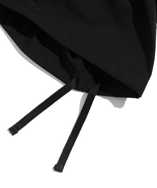 NICE GHOST CLUB(ナイスゴーストクラブ)の「FFATS PARACHUTE CARGO PANTS_BLACK(NG2ESUPA10A)(その他パンツ・レディース・ブラック・L/M/S)」の2枚目の写真