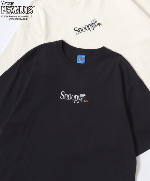 SNOOPY（スヌーピー）の「PEANUTS/ピーナッツコラボ FRUIT OF THE LOOM/フルーツオブザルーム スヌーピー ロゴ ワンポイント刺繍 半袖Tシャツ/レディース メンズ（Tシャツ/カットソー・レディース・ホワイト系その他/グレー系その他2/チャコールグレー/ホワイト系その他2/アイボリー/グレー系その他・S/M/L）」の4枚目の写真