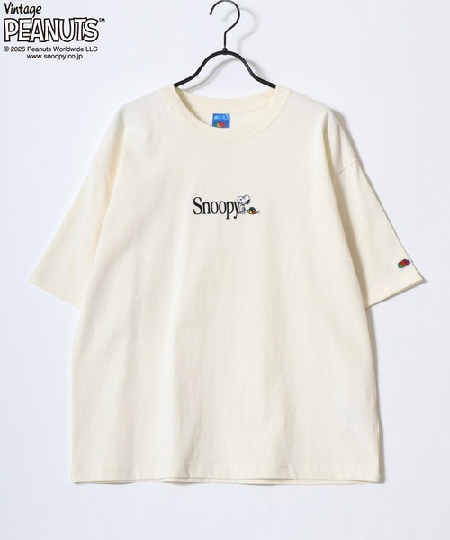 SNOOPY（スヌーピー）の「PEANUTS/ピーナッツコラボ FRUIT OF THE LOOM/フルーツオブザルーム スヌーピー ロゴ ワンポイント刺繍 半袖Tシャツ/レディース メンズ（Tシャツ/カットソー・レディース・ホワイト系その他/グレー系その他2/チャコールグレー/ホワイト系その他2/アイボリー/グレー系その他・S/M/L）」の10枚目の写真