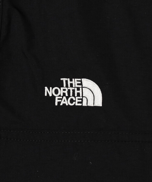 FREAK'S STORE（フリークスストア）の「THE NORTH FACE/ザ・ノース・フェイス 限定展開 コンパクトジャケット（メンズ）（ナイロンジャケット・メンズ・グレー/ブラック・MEDIUM/LARGE/SMALL/X-LARGE/XX-LARGE）」の6枚目の写真
