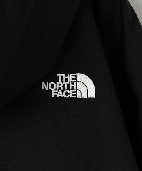 FREAK'S STORE（フリークスストア）の「THE NORTH FACE/ザ・ノース・フェイス 限定展開 コンパクトジャケット（メンズ）（ナイロンジャケット・メンズ・グレー/ブラック・MEDIUM/LARGE/SMALL/X-LARGE/XX-LARGE）」の9枚目の写真