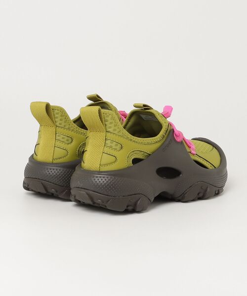 crocs（クロックス）の「CROCS TRAILBREAK 2 TECH 212836-2ME（サンダル・メンズ・グリーン・27cm/28cm/26cm/25cm）」の2枚目の写真
