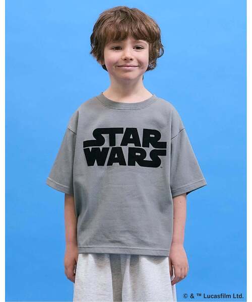 b・ROOM(ビールーム)の「【STAR WARS】【防汚・速乾・型崩れしない】アソートバックプリントTシャツ【MNCM】(Tシャツ/カットソー・キッズ・オフホワイト/カーキ/チャコール・120cm/110cm/140cm/130cm)」の3枚目の写真