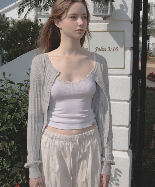 DEHEVE（デヘヴェ）の「Frill Cable Knit Cardigan [Sky Blue]（カーディガン/ボレロ・レディース・スカイブルー・FREE）」の2枚目の写真