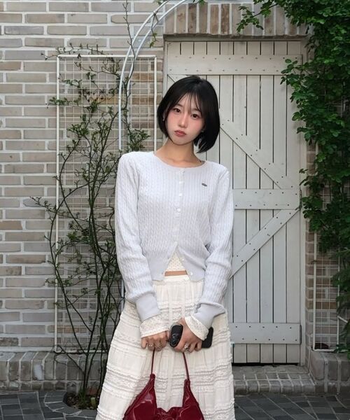 DEHEVE（デヘヴェ）の「Frill Cable Knit Cardigan [Sky Blue]（カーディガン/ボレロ・レディース・スカイブルー・FREE）」の11枚目の写真