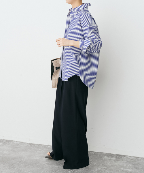 Spick & Span(スピックアンドスパン)の「《新色有り / 追加2》50コットンコンパクトシャツ(シャツ/ブラウス・レディース・その他10/ホワイト/マルチ/サックスブルー・FREE)」の11枚目の写真