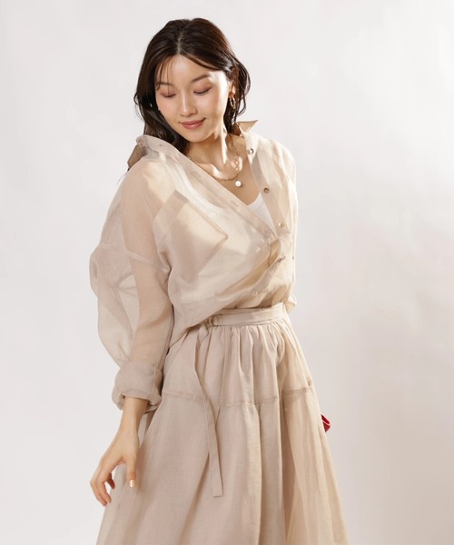 JUSGLITTY（ジャスグリッティー）の「２ＷＡＹリネンライクシアーシャツ（シャツ/ブラウス・レディース・サックスブルー/ピンク/ホワイト/イエロー/ベージュ・1/2）」の14枚目の写真