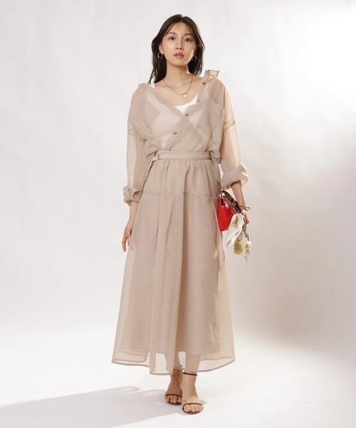 JUSGLITTY（ジャスグリッティー）の「２ＷＡＹリネンライクシアーシャツ（シャツ/ブラウス・レディース・サックスブルー/ピンク/ホワイト/イエロー/ベージュ・1/2）」の16枚目の写真