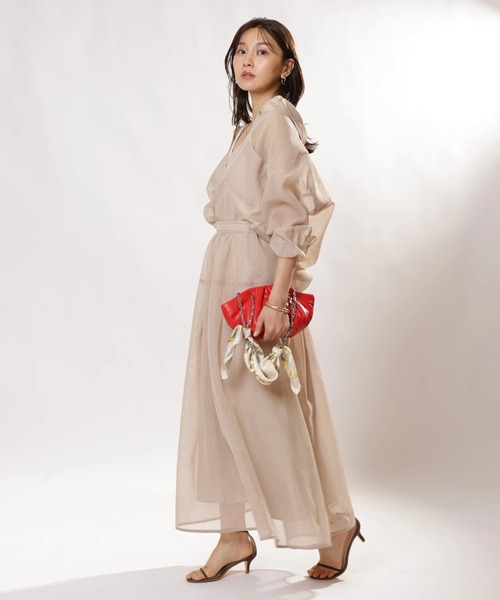 JUSGLITTY（ジャスグリッティー）の「２ＷＡＹリネンライクシアーシャツ（シャツ/ブラウス・レディース・サックスブルー/ピンク/ホワイト/イエロー/ベージュ・1/2）」の17枚目の写真