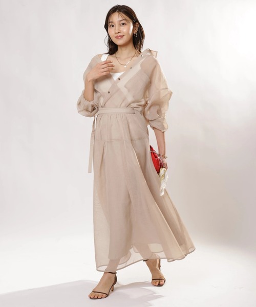 JUSGLITTY（ジャスグリッティー）の「２ＷＡＹリネンライクシアーシャツ（シャツ/ブラウス・レディース・サックスブルー/ピンク/ホワイト/イエロー/ベージュ・1/2）」の19枚目の写真