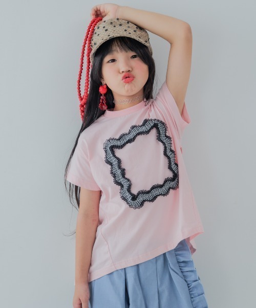 unica(ユニカ)の「フレームデザインTシャツ(Tシャツ/カットソー・キッズ・チャコール/ピンク/オフホワイト・XL/L/M/S)」の3枚目の写真