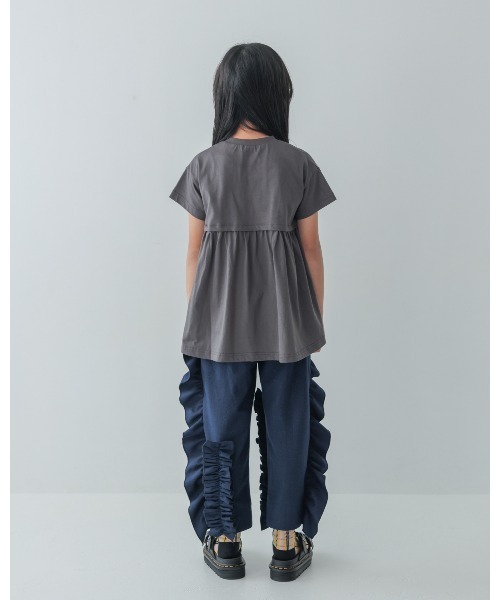 unica(ユニカ)の「フレームデザインTシャツ(Tシャツ/カットソー・キッズ・チャコール/ピンク/オフホワイト・XL/L/M/S)」の9枚目の写真