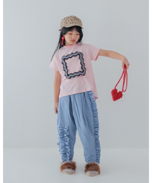 unica(ユニカ)の「フレームデザインTシャツ(Tシャツ/カットソー・キッズ・チャコール/ピンク/オフホワイト・XL/L/M/S)」の14枚目の写真