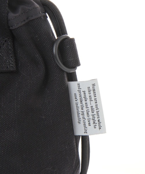 niko and...（ニコアンド）の「ニコロゴミニ保冷巾着（キッチンツール・レディース・ホワイト/ブラック・0）」の9枚目の写真