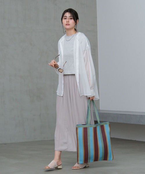 LAKOLE(ラコレ)の「シアーフードシャツ / 664820(シャツ/ブラウス・レディース・ブラック/レッド/オフホワイト/ブルー/ブラウン系その他・FREE)」の10枚目の写真