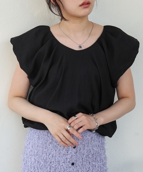 Bab(バブ)の「バルーンタックデザインブラウス(シャツ/ブラウス・レディース・オフホワイト/ブラック・MEDIUM)」の2枚目の写真