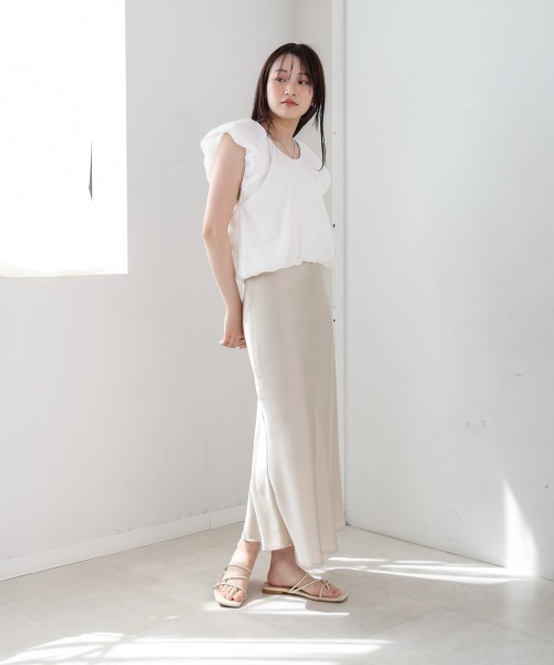 Bab(バブ)の「バルーンタックデザインブラウス(シャツ/ブラウス・レディース・オフホワイト/ブラック・MEDIUM)」の11枚目の写真