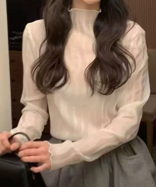 Ada.(エイダ)の「【Mellfy】シアー ハイネック プリーツ メロー トップス(Tシャツ/カットソー・レディース・ライトブルー/オフホワイト・FREE)」の4枚目の写真