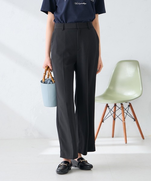 a.v.v（アーヴェヴェ）の「［支持率NO.1/接触冷感/速乾/UVカット/イージーケア］スッキリ見えストレートパンツ（スラックス・レディース・グレイッシュベージュ/ライトピンク/ブラック/ネイビー・SMALL/X-SMALL/X-LARGE/LARGE/MEDIUM）」の14枚目の写真