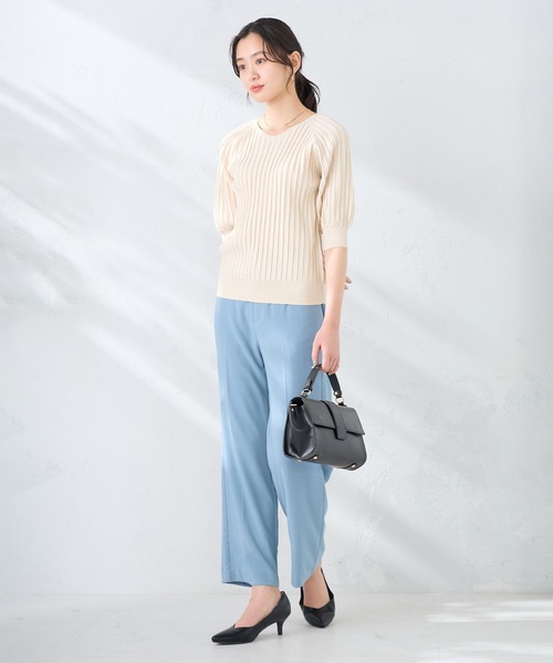 a.v.v（アーヴェヴェ）の「［支持率NO.1/接触冷感/速乾/UVカット/イージーケア］スッキリ見えストレートパンツ（スラックス・レディース・グレイッシュベージュ/ライトピンク/ブラック/ネイビー・SMALL/X-SMALL/X-LARGE/LARGE/MEDIUM）」の21枚目の写真