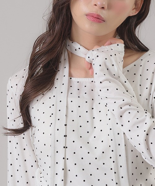 apres jour mignon(アプレジュールミニョン)の「タイ付きドットトップス(その他トップス・レディース・ブラック/オフホワイト・フリー/LARGE)」の1枚目の写真