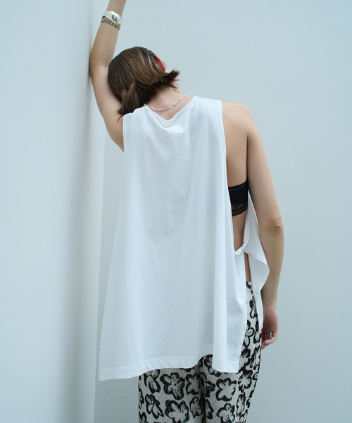 VERMEIL par iena(ヴェルメイユパーイエナ)の「TanC TOKYO タンクトウキョウ SIDE OPEN タンクトップ TC26A-039(Tシャツ/カットソー・レディース・ブラック/ホワイト・FREE)」の21枚目の写真