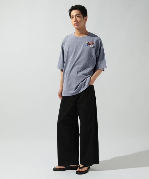 niko and...（ニコアンド）の「缶バッジ付きペイントTシャツ（Tシャツ/カットソー・メンズ・ブルー/オフホワイト/ブラック/パープル・MEDIUM/LARGE）」の18枚目の写真
