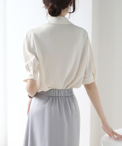 ReRe(リリ)の「スカーフ風デザインブラウス(シャツ/ブラウス・レディース・オフホワイト/ライトグリーン・MEDIUM/LARGE/X-LARGE)」の16枚目の写真