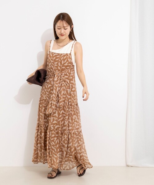 NOLLEY’S(ノーリーズ)の「【Import Fabric】ウォッシャブル楊柳リーフ柄ウエストリボンワンピース(ワンピース・レディース・グレー系その他/ブラウン系その他・38)」の17枚目の写真