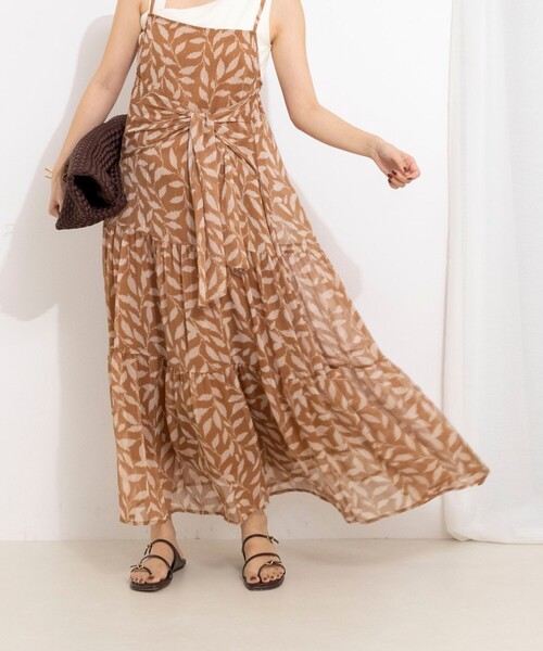 NOLLEY’S(ノーリーズ)の「【Import Fabric】ウォッシャブル楊柳リーフ柄ウエストリボンワンピース(ワンピース・レディース・グレー系その他/ブラウン系その他・38)」の14枚目の写真