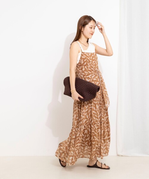 NOLLEY’S(ノーリーズ)の「【Import Fabric】ウォッシャブル楊柳リーフ柄ウエストリボンワンピース(ワンピース・レディース・グレー系その他/ブラウン系その他・38)」の13枚目の写真