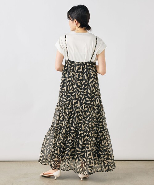 NOLLEY’S(ノーリーズ)の「【Import Fabric】ウォッシャブル楊柳リーフ柄ウエストリボンワンピース(ワンピース・レディース・グレー系その他/ブラウン系その他・38)」の4枚目の写真