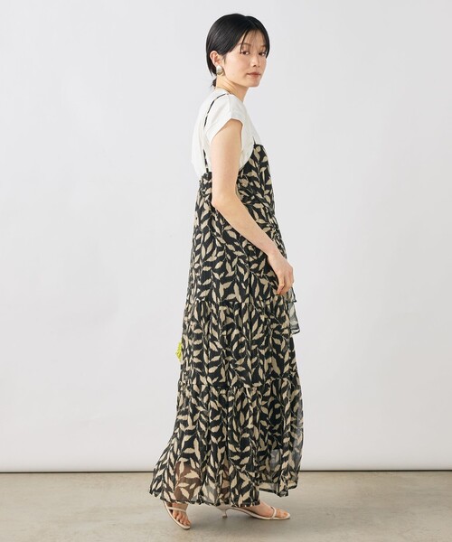 NOLLEY’S(ノーリーズ)の「【Import Fabric】ウォッシャブル楊柳リーフ柄ウエストリボンワンピース(ワンピース・レディース・グレー系その他/ブラウン系その他・38)」の3枚目の写真